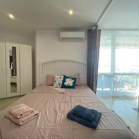 Paradiso 'в' 109 Large Cozy Несебр