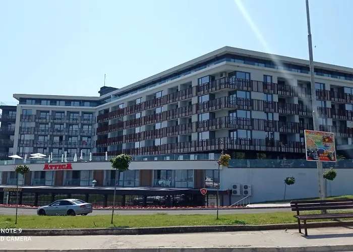 Paradiso 'в' 109 Large Cozy Apartament *