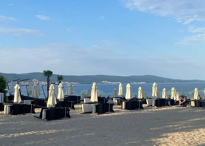 Paradiso 'в' 109 Large Cozy Apartment Nesebar